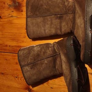 Ugg tall brown sz 8
